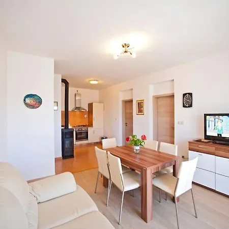 Apartamento Marin-dalmatian Way Of Vacation
